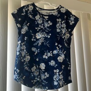 NWOT Girls short sleeve shirt